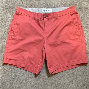 NWOT Old Navy Everyday 7” inseam shorts